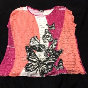 Cute Elementz ruffled butterfly blouse